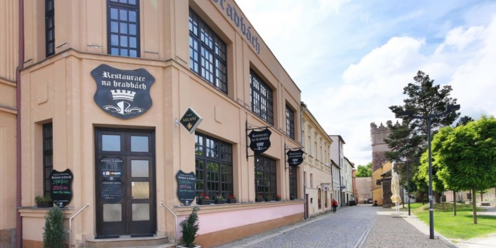 Restaurace Na hradbách